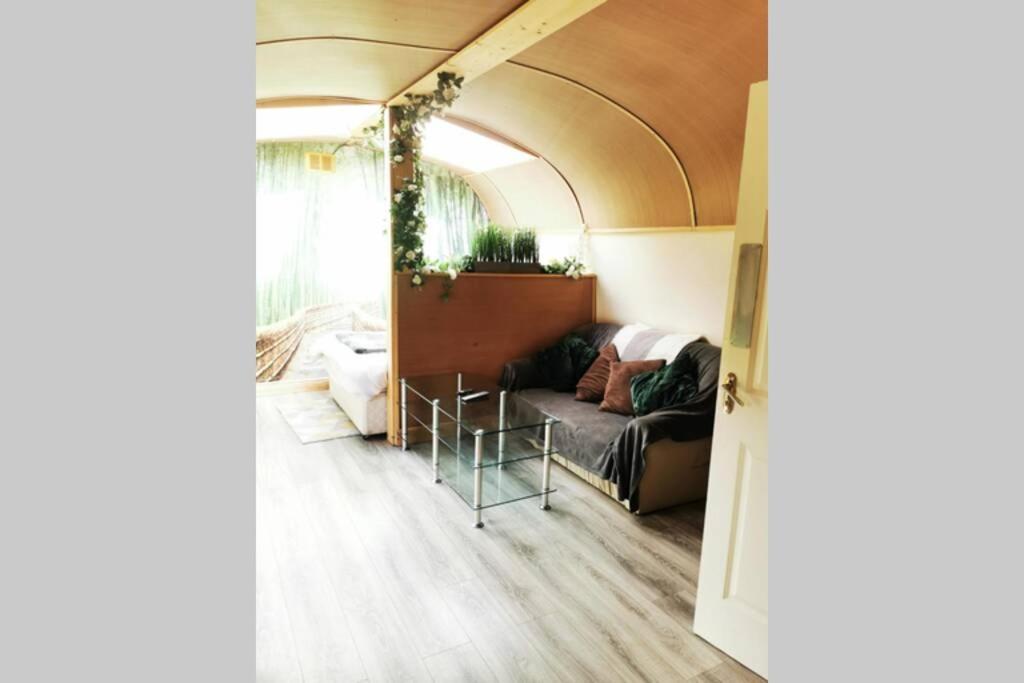 Lazy Lodge Glamping Pod With Hot Tub Port Laoise Bagian luar foto